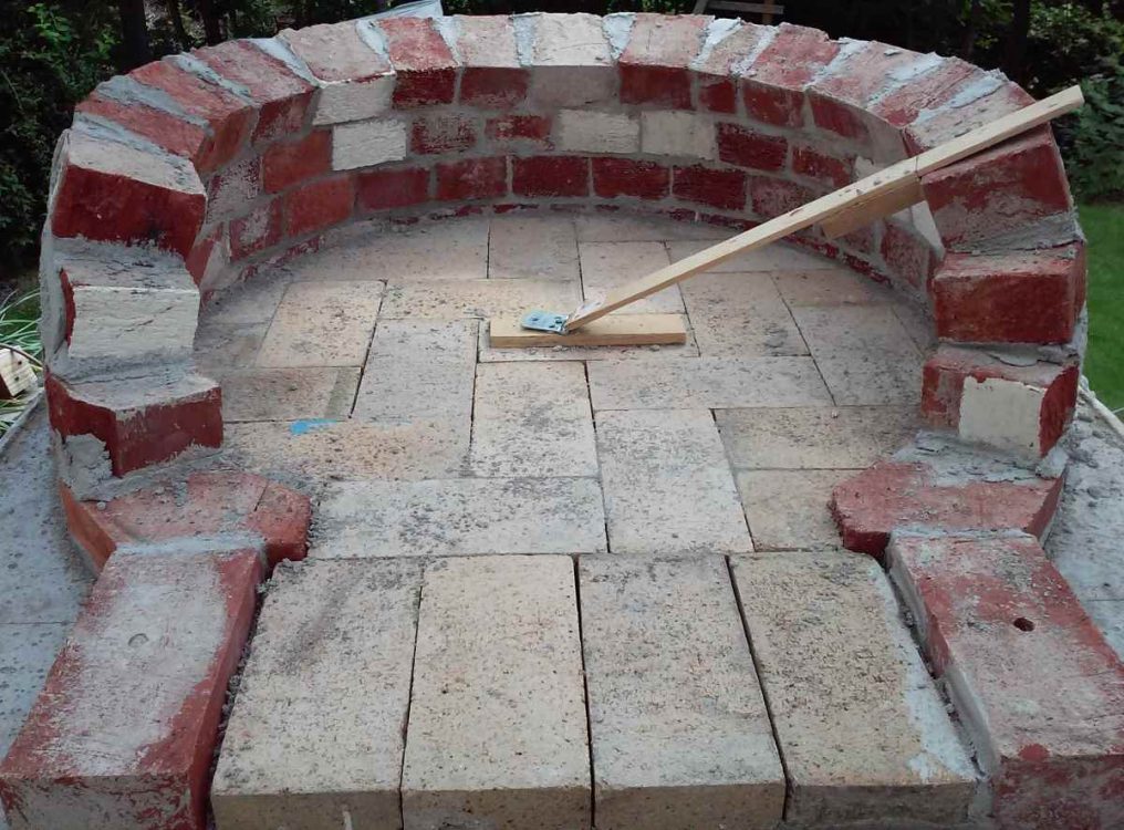firerick base for wood fired pizza oven