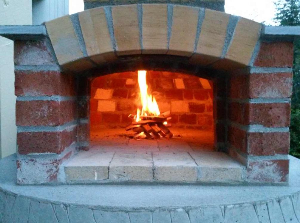 first firing of the wood fired pizza oven