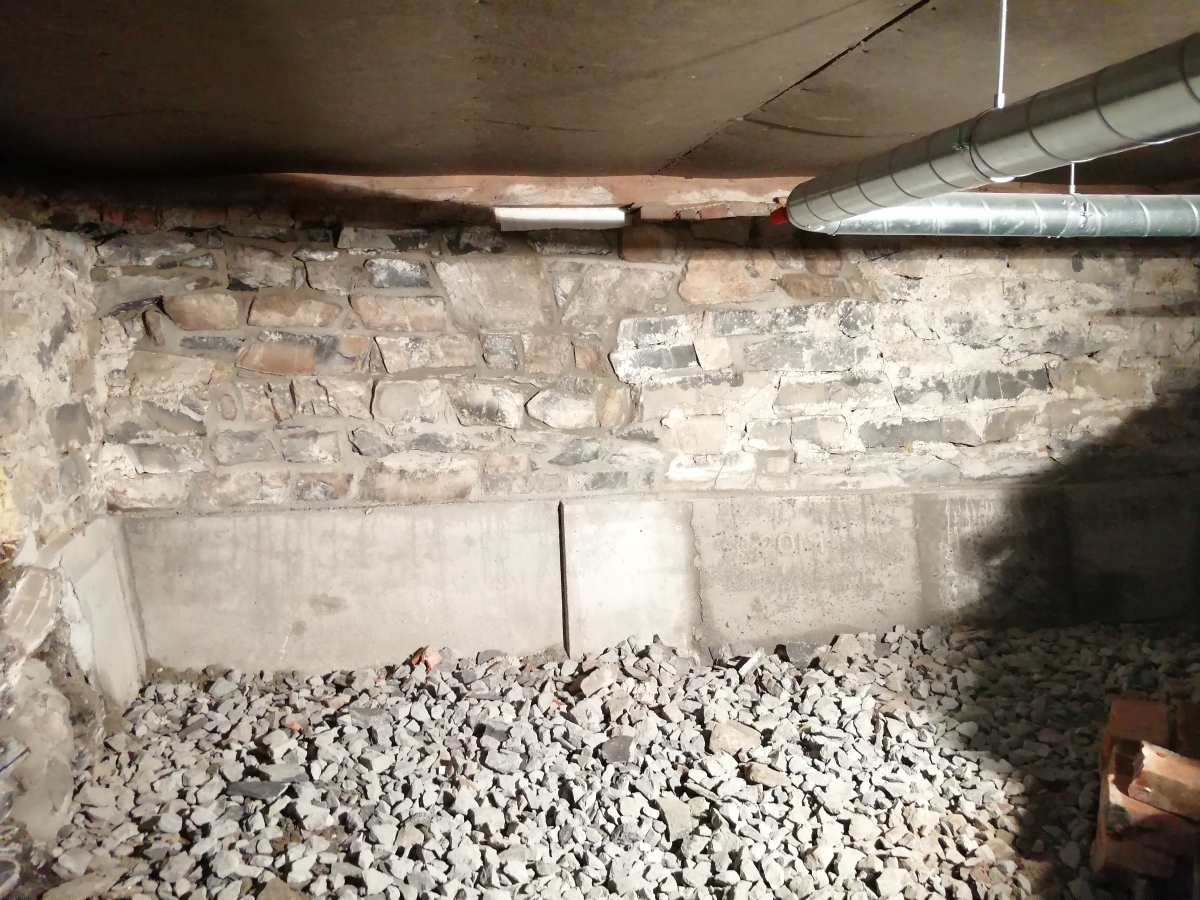finished underpinning walls